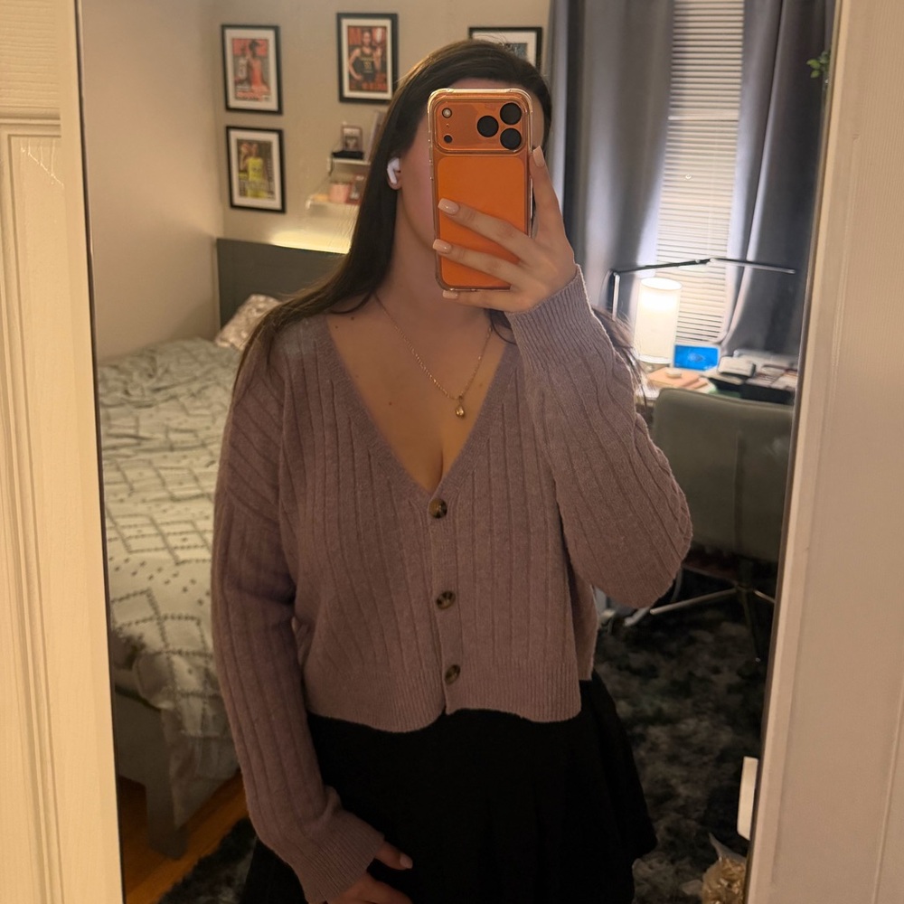 Women's V-Neck Button-Up Sweater - Purple